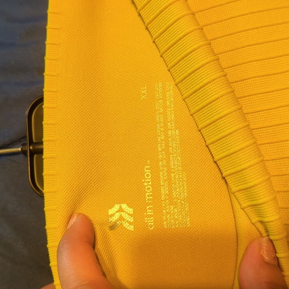 All in motion leggings - Picture 3 of 3